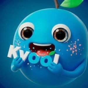 Personnage de la série Kwoi avec grands yeux et sourire joyeux.